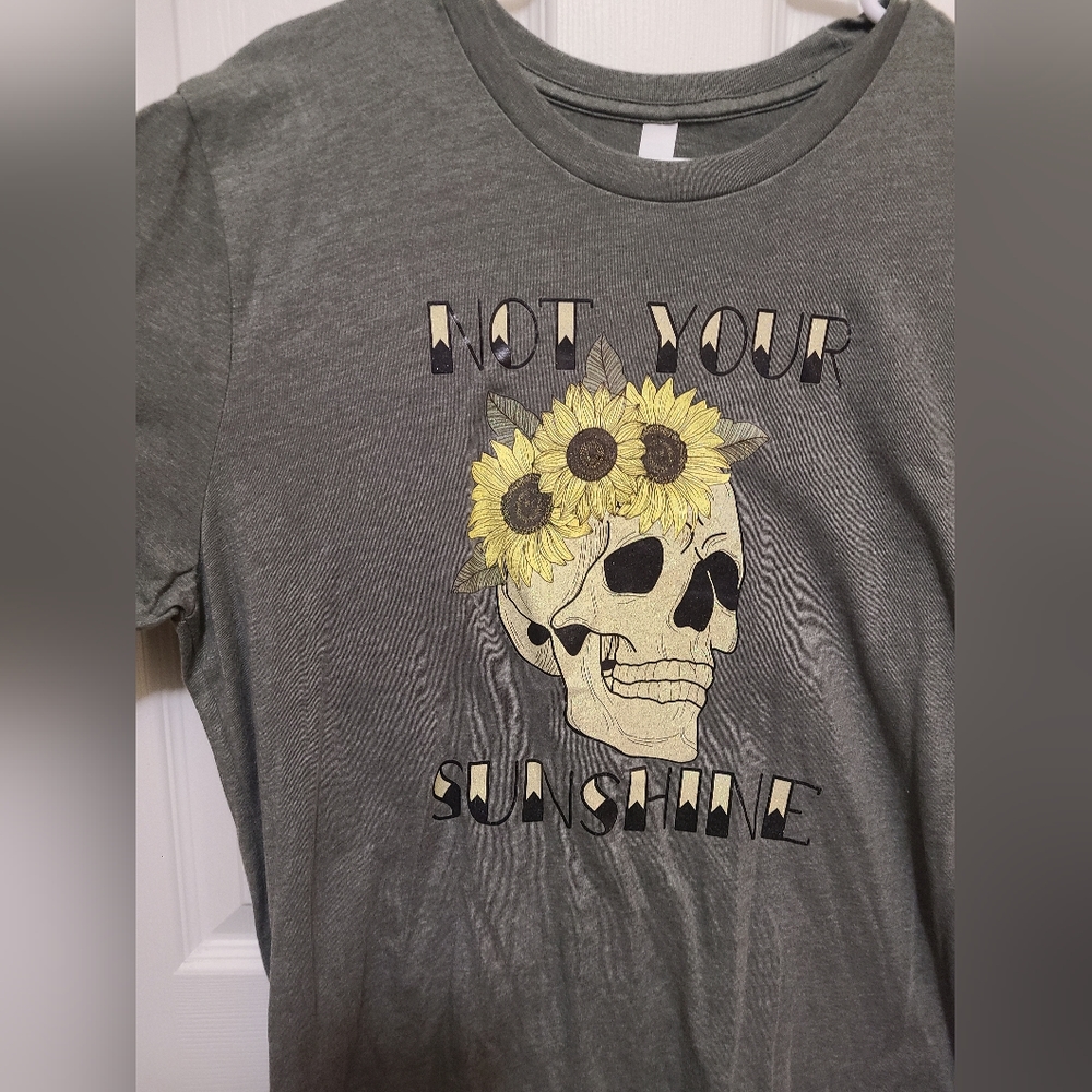 Graphic tee